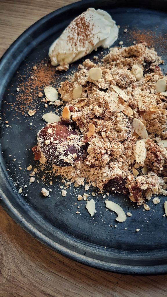 crumble cu prune fara zahar