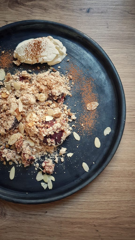 crumble cu prune fara zahar